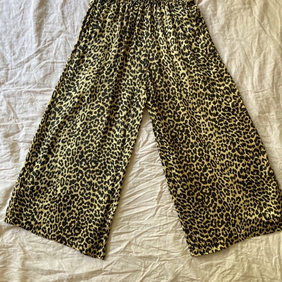 Wide leg capris pants - Picture 3 of 8